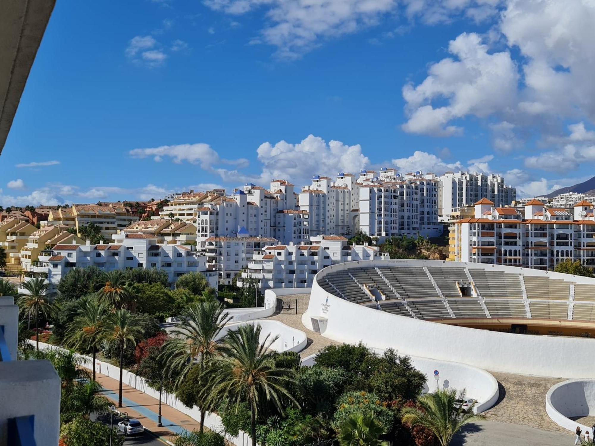 Esteponacies Exterior foto
